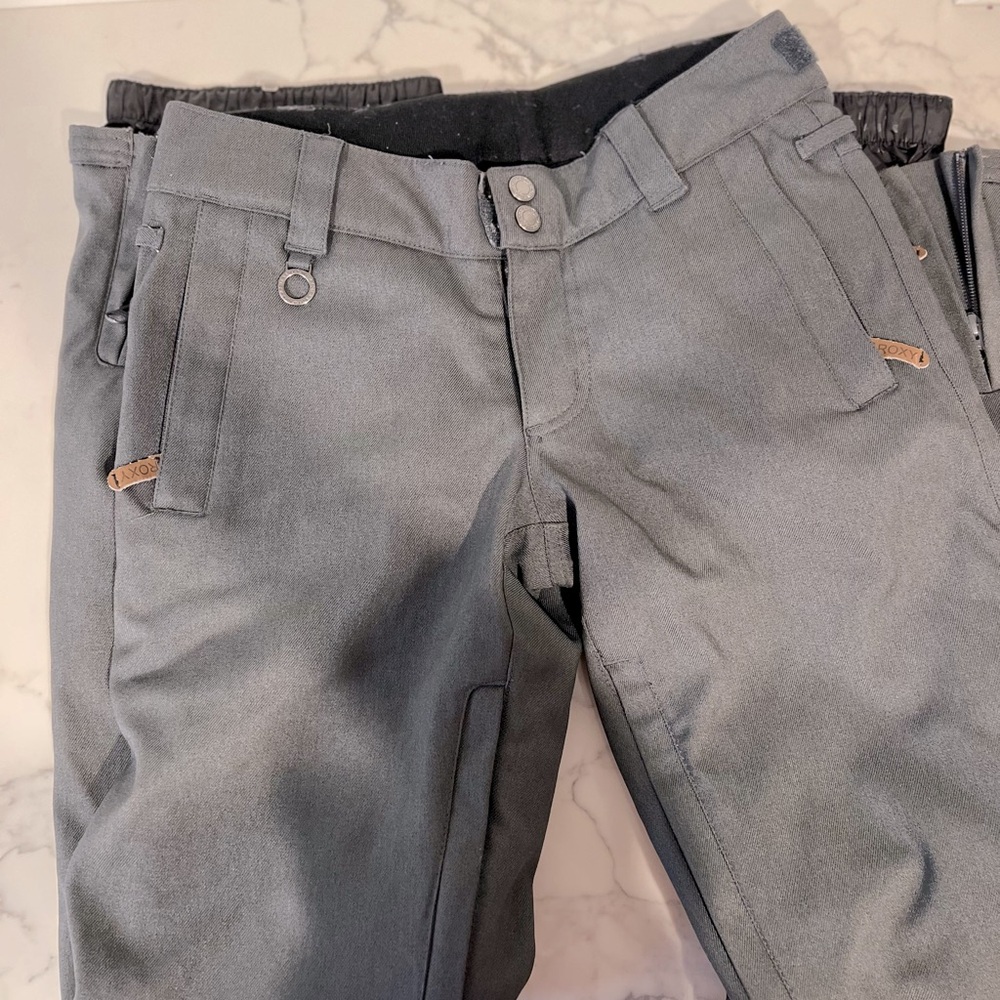 Gray Roxy Torah Bright slim fit women’s Flared Snowboard/Ski Pants Sz XSmall